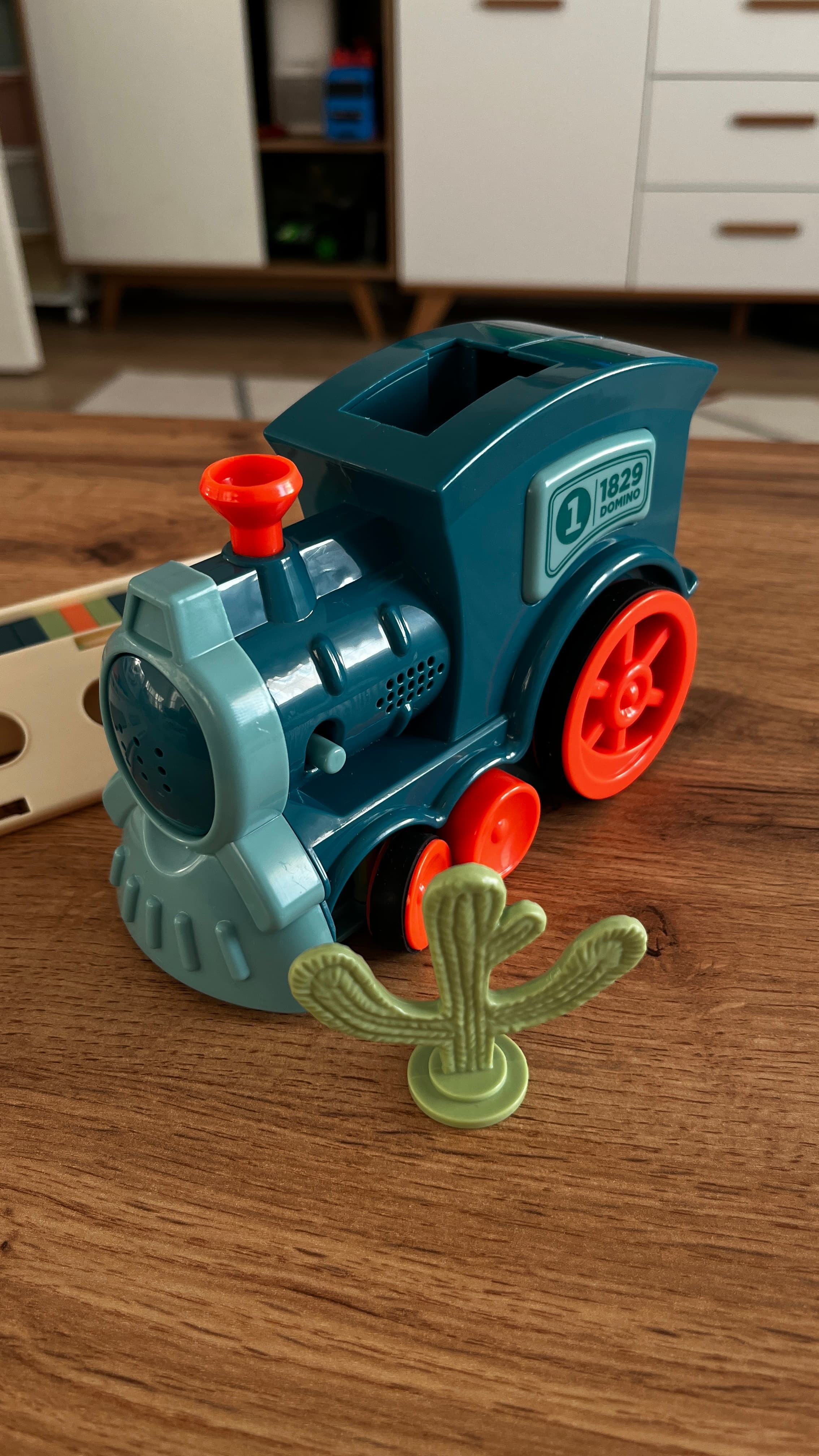 🚂 Pociąg Domino Master! Twoja osobista fabryka frajdy! 🌈 Aż 63 elementy!