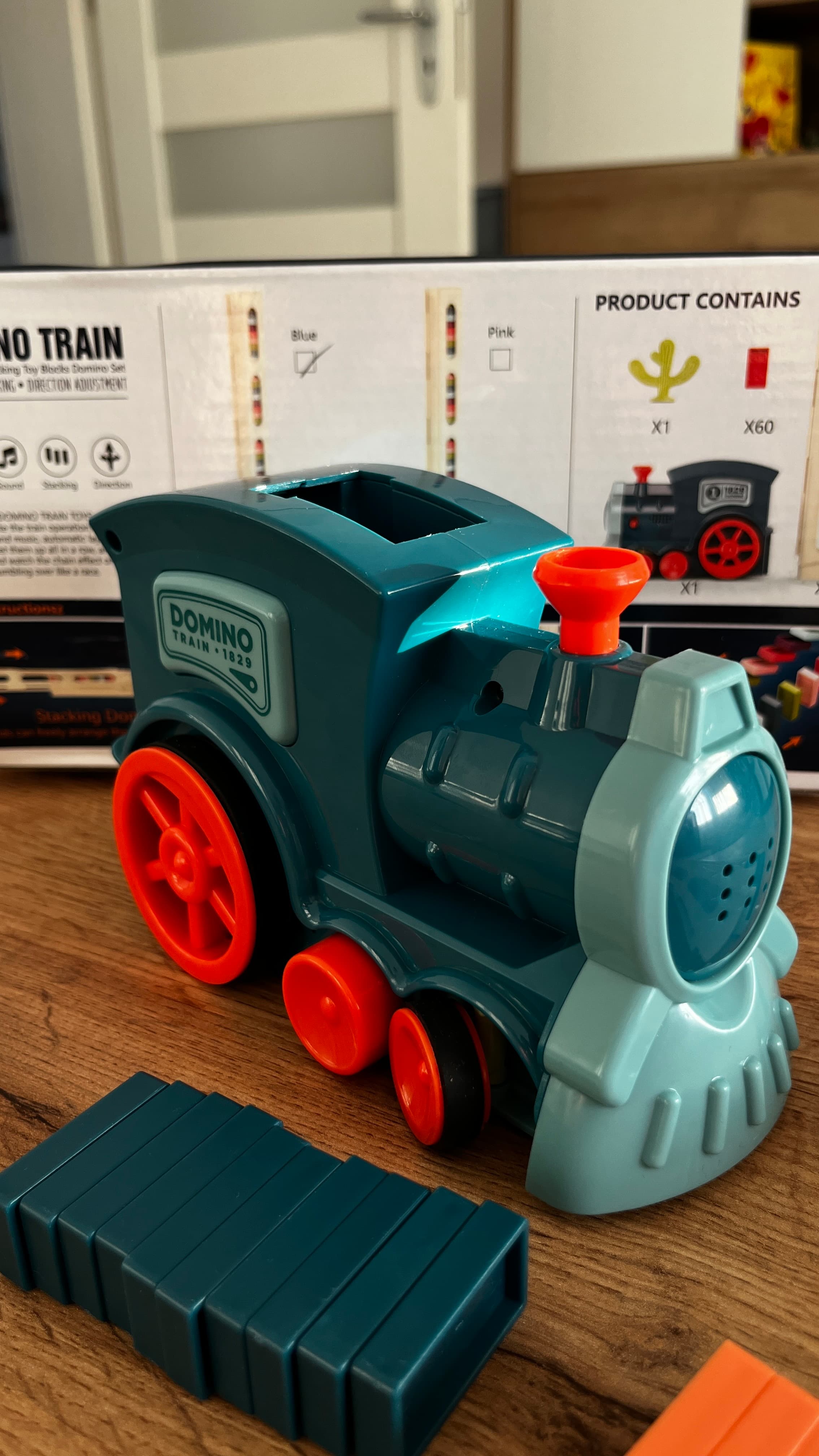 🚂 Pociąg Domino Master! Twoja osobista fabryka frajdy! 🌈 Aż 63 elementy!